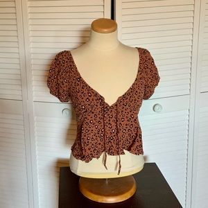 American Eagle Cropped Blouse